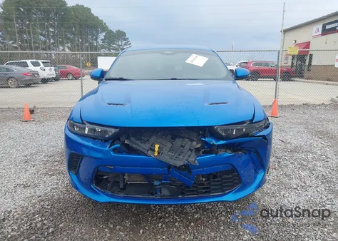 2023 Dodge Hornet Gt Awd z USA, uszkodzony, nr VIN ZACNDFAN3P3A02165